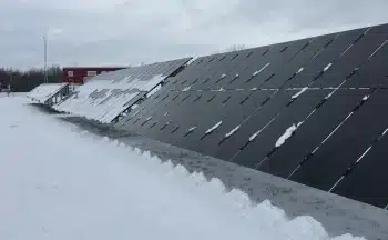 پنل خورشیدی در زمستان