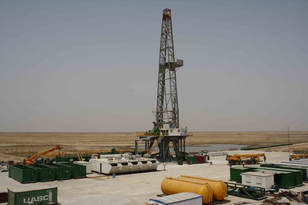 امضای قراردادهای اجاره ۱۶ دکل حفاری طرح‌ افزایش تولید نفت