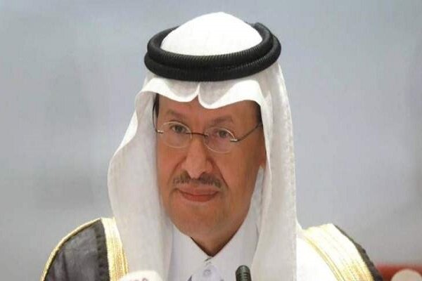 وزیر انرژی عربستان : خلاص شدن از شر نفت و گاز غیرواقعی است