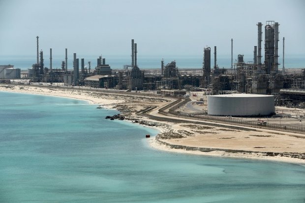 آتش‌سوزی پایانه نفتی جازان عربستان مهار شد