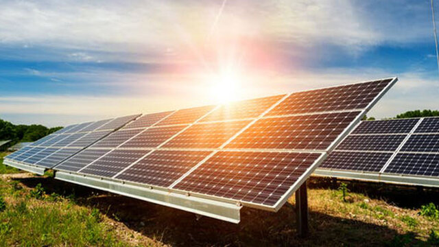 آغاز عملیات اجرایی نیروگاه خورشیدی ۱۰۰ مگاواتی محلات در دهه فجر - مهرشید نیرو •