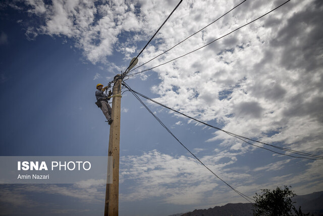 آخرین وضعیت برق شهرها و روستاهای خوزستان پس از مونسون - مهرشید نیرو